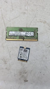 PC SN520 NVMe™ WDC 256GB SSD PCIe Gen3 x2 + 8GB 1Rx8 PC4-2666V-SA1-11 - Picture 1 of 4