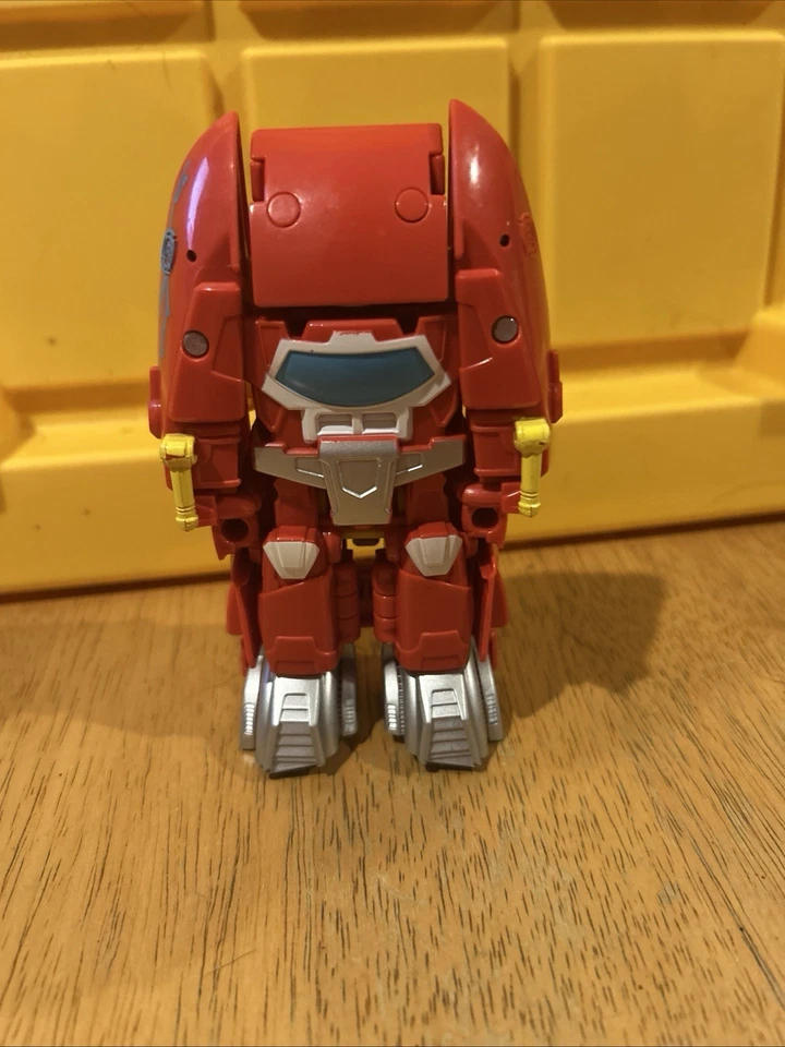 TRANSFORMERS Rescue Bots (2014) HEATWAVE (Playskool Heroes) Fire-Bot Boat - Image 1 of 1