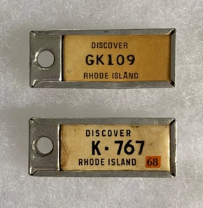 Lot of 2 vintage Rhode Island DAV tag keychain license plates - 1968 - Picture 1 of 3