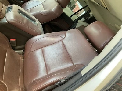 Driver Front Seat Bucket-bench Seat Opt AN3 Fits 15-20 SUBURBAN 1500 4908069 Foto 1 de 4