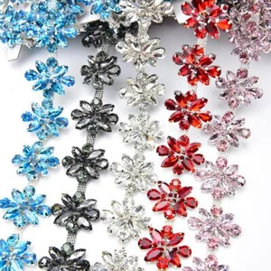 Cristallo strass occhi di cavallo finiture floreali motivo applique abito fai da te decorazione cucita - Foto 1 di 24