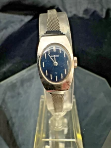 Vintage Seiko 11-7039 Women’s 17 Jewels Mechanical Winding Dress Watch - Picture 1 of 10