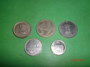 INDIA - 5 MONETE - RUPIE 5,2,1, 50 PAISE & 25 PAISE - ANNO: 1996 # 5AM - Foto 1 di 2