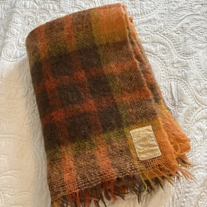 Hudson's Bay Co. Vintage Orange Mohair/Wool Blanket 46” x 65” Some Wear - Bild 1 von 10