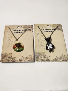 2 Colgantes Collar Conejo Seta Alicia en el País de las Maravillas Tema Caliente - Imagen 1 de 4