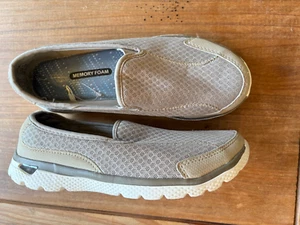 Zapatos Danskin Now para mujer talla 7 de espuma viscoelástica informales sin cordones tostados - Imagen 1 de 13