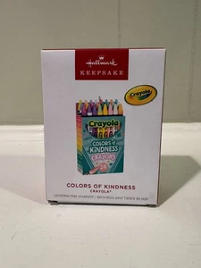 Ausverkauft 2024 Punze Crayola Colors of Kindness Weihnachtsschmuck Buntstifte - Bild 1 von 6
