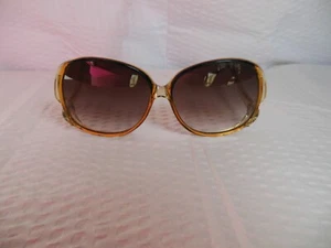 sunglasses vintage ladies large frames smoky brown ombre lenses circa 1970s -80s - Picture 1 of 11