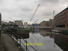Foto 6x4 Krane arbeiten am Leeds Damm zwei große Auslegerkrane arbeiten an Niete c2016