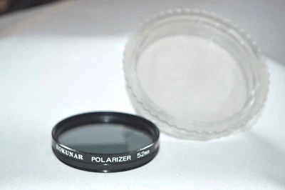 Rokunar 52 mm Polarizer Screw-In Filter with Case Made in Japan (S-150) - Image 1 of 3