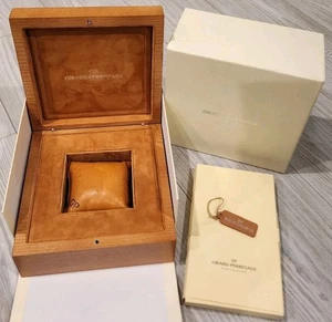 Caja Reloj Girard Perregaux, Manual Usuario, Interior y Exterior, Vintage Años 2000 Vacía  - Imagen 1 de 11