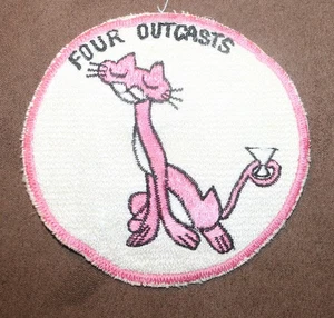 Vintage Four Outcasts Pink Cat Panther Embroidered Patch 4-1/4" Round - Picture 1 of 3