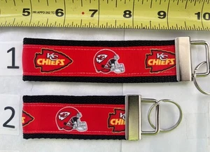 Kansas City Chiefs Keychain Fob Stocking Stuffer Great Gift 4 Him Her Mom Dad - Picture 1 of 1