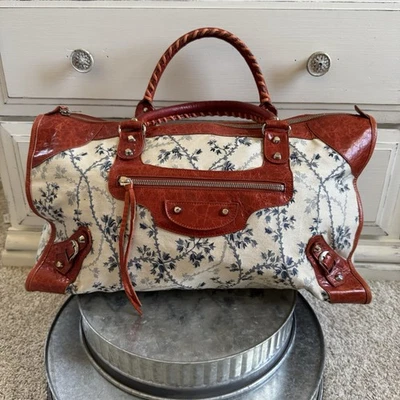 Bolso de Mano Balenciaga City Cuero Envejecido y Tela de Tela Floral Marfil/Azul con Certificado de Autenticidad Foto 1 de 4