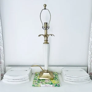 Quoizel Lenox Column Brass Table Lamp Ivory Porcelain Pineapple Leaf Vtg 29” - Picture 1 of 8
