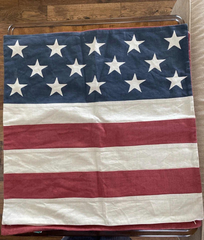 "Juego 2 fundas de almohada patrióticas Pottery Barn 24"" bandera americana rayas" Foto 1 de 1