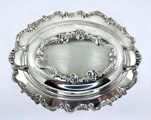 Plato de servir antiguo plateado con tapa diseño de pergamino ornamentado decoración vintage - Imagen 1 de 7