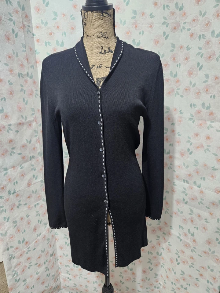 VININI PETITE, WOME'NS BLACK RAYON BL LONG SLEEVED TUNIC CARDIGAN SWEATER SZ PM - Image 1 of 4