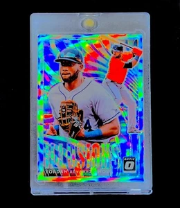 YORDAN ALVAREZ ROOKIE SWIRLORAMA REFRACTOR SP Insert Holo Non Auto - ASTROS - Picture 1 of 5