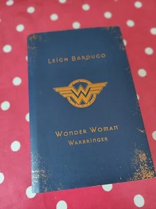 Wonder Woman Warbringer DC ICONS Leigh Bardugo 1st Edition Signed By The Author. - Picture 1 of 6