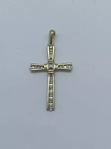 9ct Gold Diamond Cross Pendant 1.90g & 0.13ct Diamonds - Picture 1 of 9