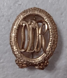EAST GERMAN ARMY DDR SPORTS BADGE GENUINE BRONZE FINISH NEW - Picture 1 of 2