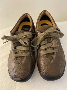 Keen New Presidio braune Nubukleder-Schnürschuhe Wanderschuhe – Damengröße US 5 - Bild 1 von 12