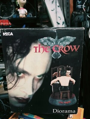 NECA The Crow Transformation Mirror Diorama - Image 1 of 3