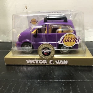 Los Angeles Lakers Victor E. Van Sports Edition Sammlerstück mit Aufklebern *Chevron - Bild 1 von 5