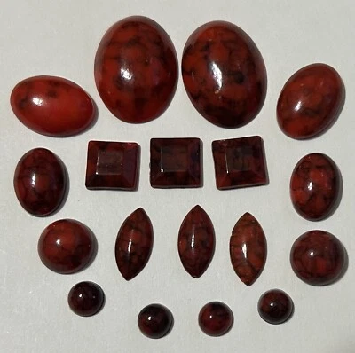 Wholesale 18 Pieces Artificial Red Coral Round,Oval and Square Stones CABOCHON - Image 1 of 2