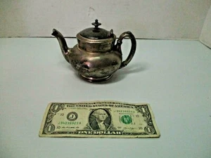 MERIDIAN SILVERPLATE CO Quadruple Plate Mini Teapot or Lidded Creamer 1796 - Picture 1 of 12