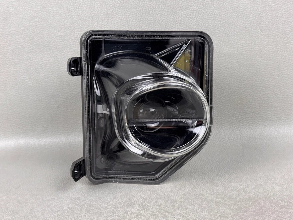 ¡COMO NUEVO! LEXUS RX350 RX450H 2016-2020 lado del pasajero derecho LED luz antiniebla esquina OEM Foto 1 de 4