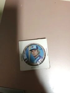 1982 Bob Horner #A-27 Button Pin - Picture 1 of 2