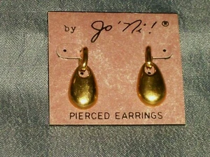Jo 'Ni! Women's Dangle Pierced Earrings Gold Tone Metal 1" Long x 7/16" Wide New - Picture 1 of 3