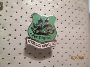 Football Cub PLYMOUTH ARGYLE The Pilgrims Maker A & R London badge # 5 - Picture 1 of 3