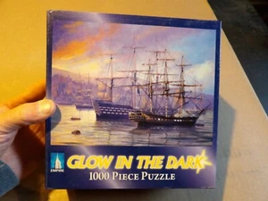 Glow in the Dark Jigsaw Puzzle Casse-tete Frigate and First Rate 1000 pcs Ships - Picture 1 of 2