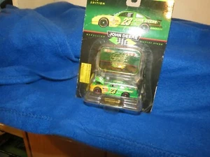 NEW JOHN DEER 23 1996 EDITION WITH RUBBER TIRES - Picture 1 of 8