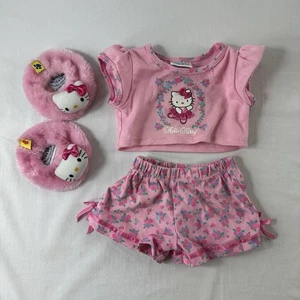 Build A Bear Hello Kitty rosa Blumen Schleifen Pyjama’s PJ’s Hausschuhe Sanrio Outfit - Bild 1 von 10