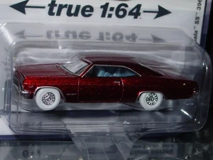 Auto World 1965 65 Chevy Impala SS 396 LOWRIDER CHASE CAR ULTRA ROJO MIP - Imagen 1 de 4