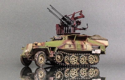 WWII Pro-build 1/35 Sd. kfz. 251/9 ("What if" series) - Image 1 of 4