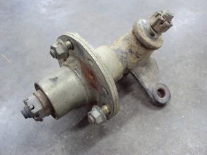 Yamaha 4 Zinger Hub Spindle Left Front 1986 86 - Picture 1 of 3