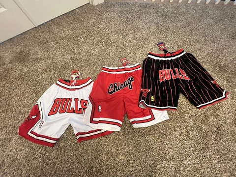 Chicago Bulls Hardwood Classics Just Don Men's Shorts (READ DESCRIPTION) Cover