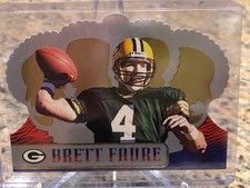 1999 Pacific Crown Royale LIMITED SERIES Brett Favre /99