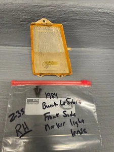 🔥 1984 - Buick Lesabre RH Turn Signal Marker LightW pigtail/screws OEM - Bild 1 von 4