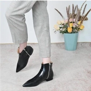 XYD Black Pointed Toe Ankle Boots Low Heel Office Double Side Zipper Dress Shoes - Picture 1 of 8