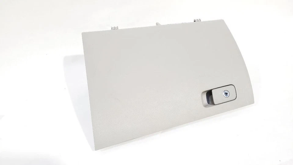 Conjunto de guantera gris 561-857-101 OEM 2013 Volkswagen Passat Foto 1 de 4