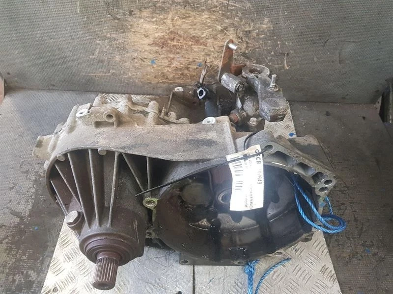 2003-2010 MK5 VOLKSWAGEN TRANSPORTER T5 GEARBOX JQT 1.9 TDI DIESEL BRS - Image 1 of 4