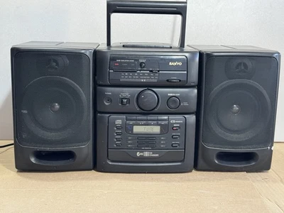 Sanyo MCH-S980 Boombox Estéreo 6 Discos CD AM/FM Radio Cassette Reproductor de Cinta Probado Foto 1 de 4