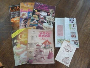 LOT 6 WILTON CAKE DECORATING YEARBOOKS~~MIXED FROM 1973-1981 - Picture 1 of 5
