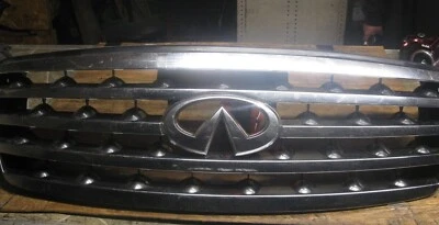 06-08 2006-2008 REJILLA DELANTERA INFINITI SERIE FX ACABADO CROMO BRILLANTE MONTAJE  Foto 1 de 4